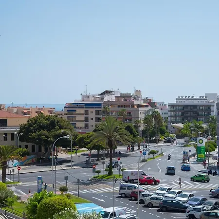 Modern Cristianos Center * Los Cristianos (Tenerife)