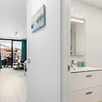 Modern Cristianos Center Los Cristianos (Tenerife)