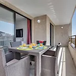 Modern Cristianos Center * Los Cristianos (Tenerife)