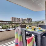 Modern Cristianos Center לוס כריסטיאנוס