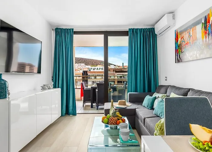 Modern Cristianos Center * 洛斯克里斯蒂亚诺斯