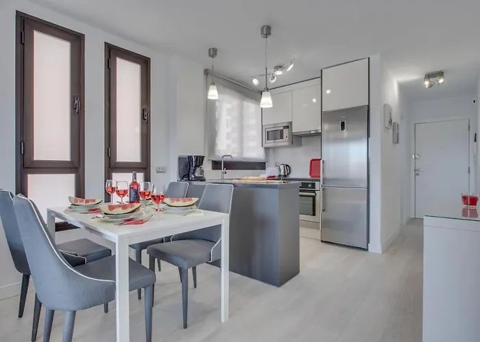 公寓 Modern Cristianos Center *